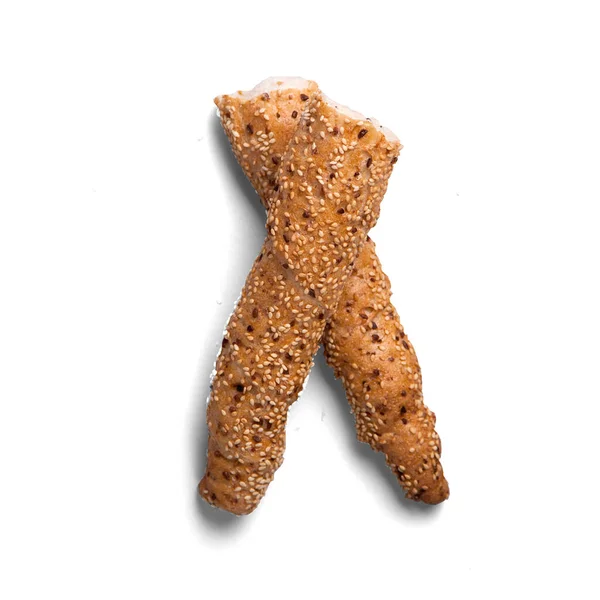 Close View Heerlijk Sesambrood Geïsoleerd Witte Achtergrond — Stockfoto