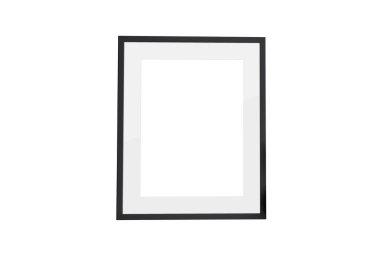 Proje elementiniz için sade bir arkaplan üzerinde boş bir beyaz fotoğraf çerçevesi görüntüleyin.