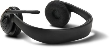 Gerçekçi kulaklık, şeffaf arkaplanda izole edildi. Elektronik sahne projesi için uygun element.