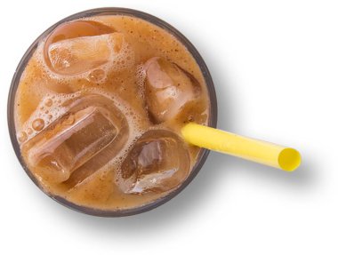 Üst manzara samanla izole edilmiş taze meyve suyu.