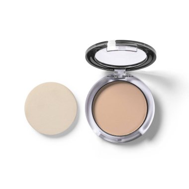 Kozmetik konsepti için izole makyaj fırçası.