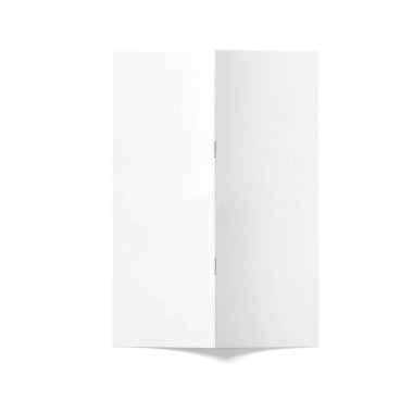 Boş beyaz broşür kağıtları izole edildi.