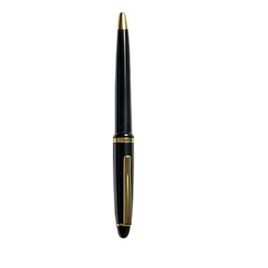 Saydam arkaplanda izole edilmiş gerçekçi kalem. Sahne projeleri için uygun element.