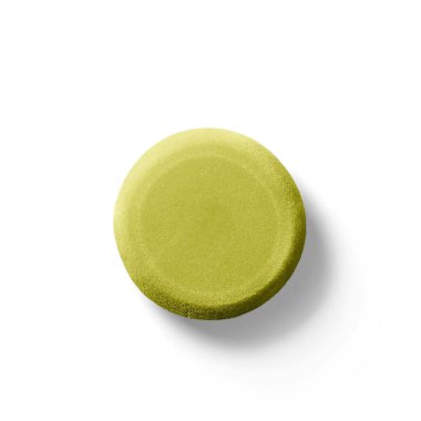 Beyaz arkaplanda izole çömlek araçları.