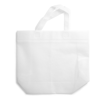 Alışverişe ve günlük kullanıma uygun, eşya taşımak için tasarlanmış düz beyaz bir çanta..