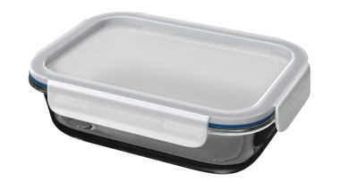 Gıda ve organizasyon için tasarlanmış şeffaf kapaklı bir cam depolama kabı..