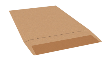 Düz, kahverengi karton bir zarf posta ya da nakliye belgeleri için tasarlanmış..
