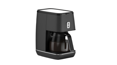 Kahveyi verimli yapmak için tasarlanmış modern bir kahve makinesi..