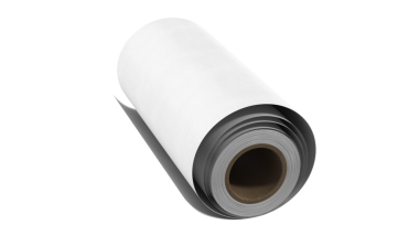 Yuvarlanmış boş bir kağıt, genellikle çizim, baskı ya da el işi için kullanılır..