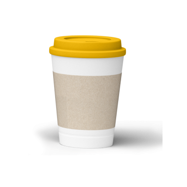 Sarı kapaklı, kahverengi kollu tek kullanımlık bir kahve fincanı. Paket içecekler için tasarlanmış..