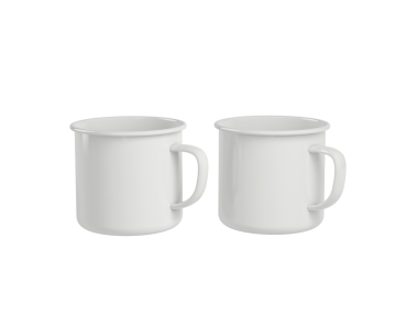 İki tane sade beyaz bardak, içecek servisi için uygun..