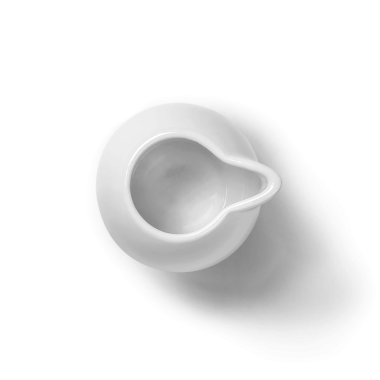 Sos veya krema servis etmek için tasarlanmış basit bir seramik sürahi..