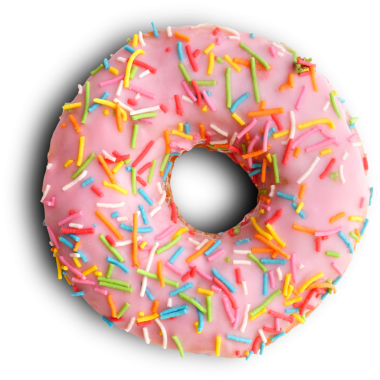 Üzerine şeker serpiştirilmiş renkli pembe bir çörek, tatlı ya da tatlı için mükemmel..