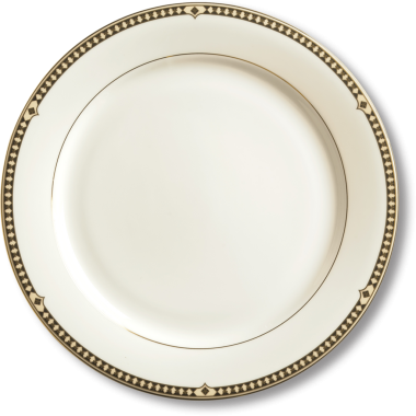 Altın kenarlı dekoratif beyaz bir tabak. Zarif bir yemek servisi için uygun..