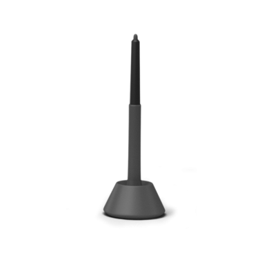 Masaüstü organizasyonu ve kolay erişim için tasarlanmış parlak siyah kalem tutacağı..