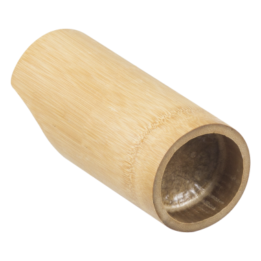 Bir bambu kabı, tipik olarak içecek veya içecek servisi için kullanılır..