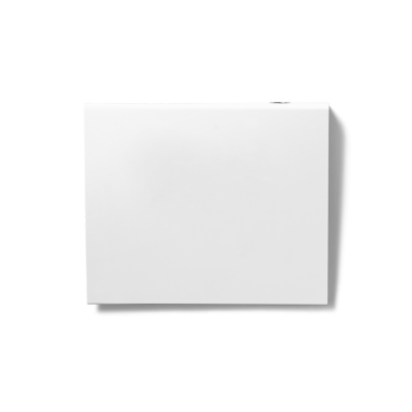 Çeşitli yaratıcı veya sunum amaçları için uygun boş bir beyaz yüzey.