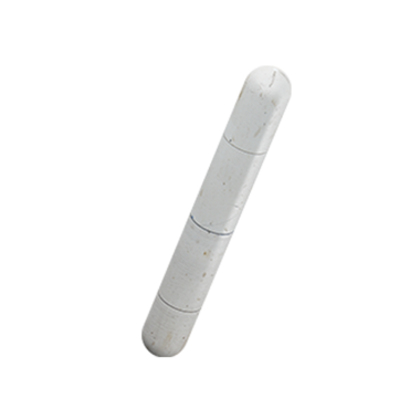 Farklı bölümleri olan silindirik, beyaz bir nesne, muhtemelen spesifik kullanım için bir kap veya araç.