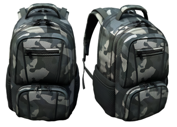 Bir çift kamufle edilmiş sırt çantası açık hava ve seyahat kullanımı için tasarlanmış..