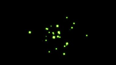 Siyah arkaplan üzerinde parlayan yeşil kare parçacıkları yumuşak ışık yaratıyor