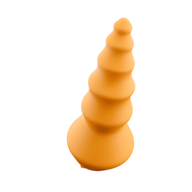 Bir dizi istiflenmiş, yuvarlak katlı, turuncu koni şeklindeki nesne.