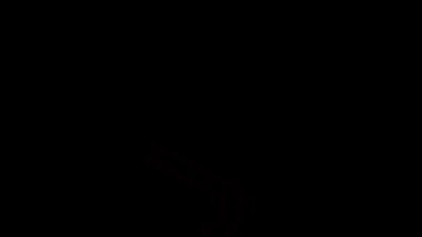 Neon okları karanlık bir arkaplanda parlıyor, modern estetik hareketin yönünü ve hareketini sembolize ediyor