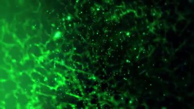 Parlayan parçacıklarla dolu canlı yeşil bir arkaplan derinlik ve hareket hissi uyandırıyor..