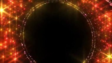 Renkli ışıkların hareketli, kıvrımlı deseni karanlık bir arkaplanda dairesel bir şekil oluşturuyor..