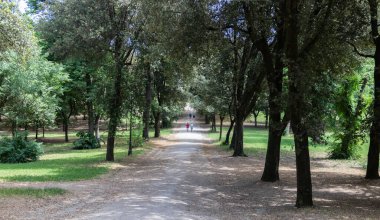ROME, ITALY - 25 MAYIS 2022 Villa Borghese, Roma, İtalya