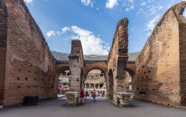 ROME, ITALY - 25 MAYIS 2022: Roma, İtalya 'da Kolezyum.
