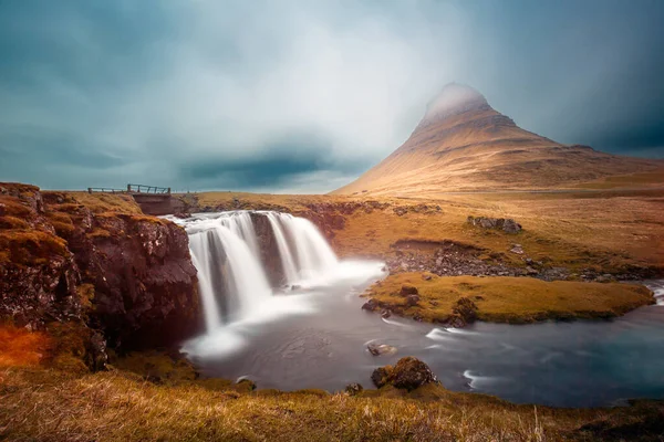 Cachoeira Kirkjufellfoss Montanha Kirjufell Noroeste Islândia — Fotografia de Stock