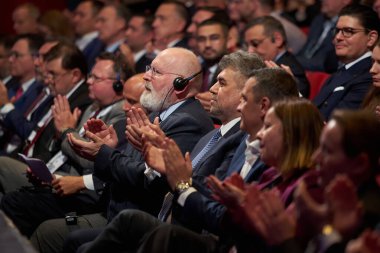 Bükreş, Romanya. 31 Mart 2023: İlk Romen sosyal demokrat partisinin kurulmasından bu yana 130 yıl geçmesine rağmen Sosyal Demokrat Parti ve PES tarafından düzenlenen etkinlik.