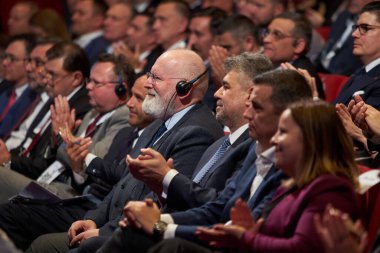 Bükreş, Romanya. 31 Mart 2023: İlk Romen sosyal demokrat partisinin kurulmasından bu yana 130 yıl geçmesine rağmen Sosyal Demokrat Parti ve PES tarafından düzenlenen etkinlik.