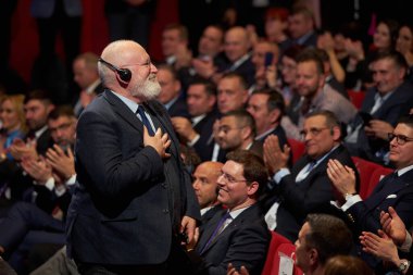 Bükreş, Romanya. 31 Mart 2023: İlk Romen sosyal demokrat partisinin kurulmasından bu yana 130 yıl geçmesine rağmen Sosyal Demokrat Parti ve PES tarafından düzenlenen etkinlik.