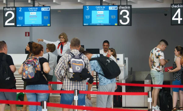 Bucharest Romania 24Th July 2023 Passengers Check Aeroitalia Flight Press — Stock Photo, Image