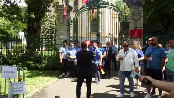 Bukarest Rumänien August 2023 Cosmin Dorobantu Nimmt Protest Der Gefängniswärter — Stockvideo