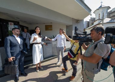 Bükreş, Romanya. 28 Ağustos 2023: 1. Bölge Belediye Başkanı Clotilde Armand, Milli Dürüstlük Ajansı 'nın ihbarı üzerine hazırlanan bir dosyada şüpheli olduğu bildirildi..