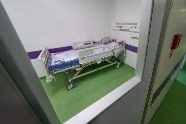 Bükreş, Romanya. 14 Mayıs 2024: Bükreş 'teki 4. Bölge Belediye Binası tarafından inşa edilen yeni Diş Hekimliği Hastanesine yapılan ön ziyaret.