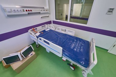 Bükreş, Romanya. 14 Mayıs 2024: Bükreş 'teki 4. Bölge Belediye Binası tarafından inşa edilen yeni Diş Hekimliği Hastanesine yapılan ön ziyaret.