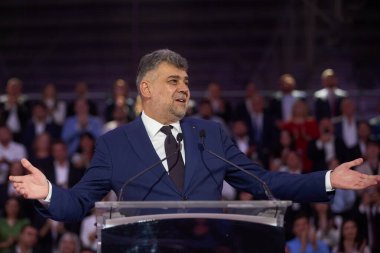 Bükreş, Romanya. 22 Ağustos 2024: PSD genel başkanı ve Romanya başbakanı Marcel Ciolacu, konuşmasını Bükreş 'teki ROMEXPO Sergi Merkezi' ndeki Sosyal Demokrat Parti Kongresi 'nin (PSD) sonunda yaptı. Kongre sırasında Marcel 