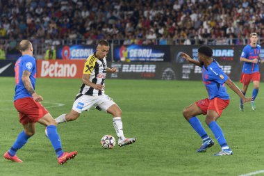 Bucharest, Romania. 29th Aug, 2024: Marin Ljubicic of LASK in action with the ball during the UEFA Europa League, Play-offs 2nd leg football match between FCSB and LASK, at Steaua Stadium, in Bucharest. clipart