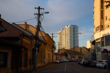 Cluj-Napoca, Romanya. 20 Sep, 2024: Cluj-Napoca 'daki Somesului caddesinin görüntüsü.