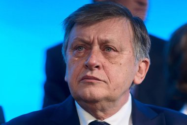 Bükreş, Romanya. 26 Ocak 2025: Bükreş, Romanya. 26 Ocak 2025: Romanya 'nın Avrupa yanlısı partilerden cumhurbaşkanı adayı Crin Antonescu Ulusal Liberal Parti Ulusal Konseyi' ne (PNL) katıldı). 