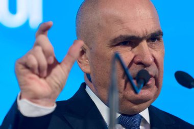 Bükreş, Romanya. 26 Ocak 2025: Bükreş, Romanya. 26 Ocak 2025: Ulusal Liberal Parti 'nin (PNL) geçici başkanı Ilie Bolojan, PNL Ulusal Konseyi sırasında konuştu. 