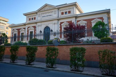Craiova, Dolj. 31 Mayıs 2025: Romanya Merkez Bankası 'nın Craiova' daki genel merkezinin Dolj şubesi ve kentin ilk kayıtlı konuşmasının 550. yıldönümü.