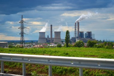 Craiova, Dolj. 31 Mayıs 2025: Oltenia Enerji Kompleksine ait Craiova II elektrik santrali.
