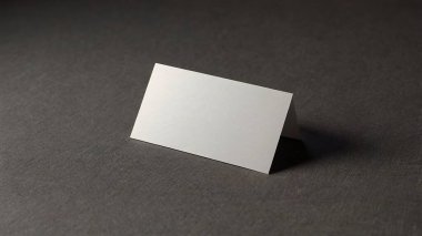 Kumaş yüzeyindeki kartvizit