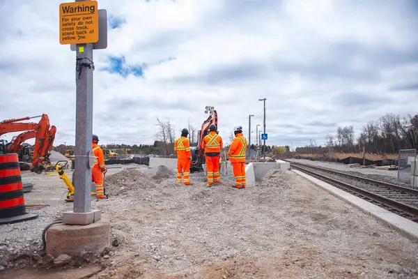 Kanada 'da bir tren istasyonu inşaatı