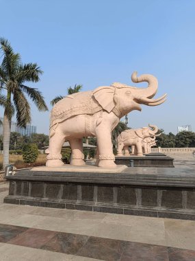 Noida, India- Fil Heykelleri, Noida 'daki Fil Heykelleri' nin resmi, 21 Aralık 2024