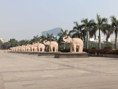 Noida, India- Fil Heykelleri, Noida 'daki Fil Heykelleri' nin resmi, 21 Aralık 2024
